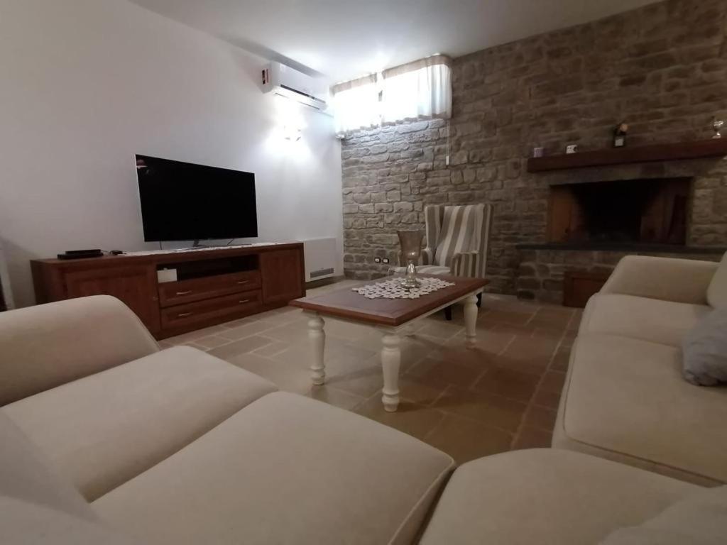 La Tavernetta Di Carlo Bagnolo del Salento Luaran gambar